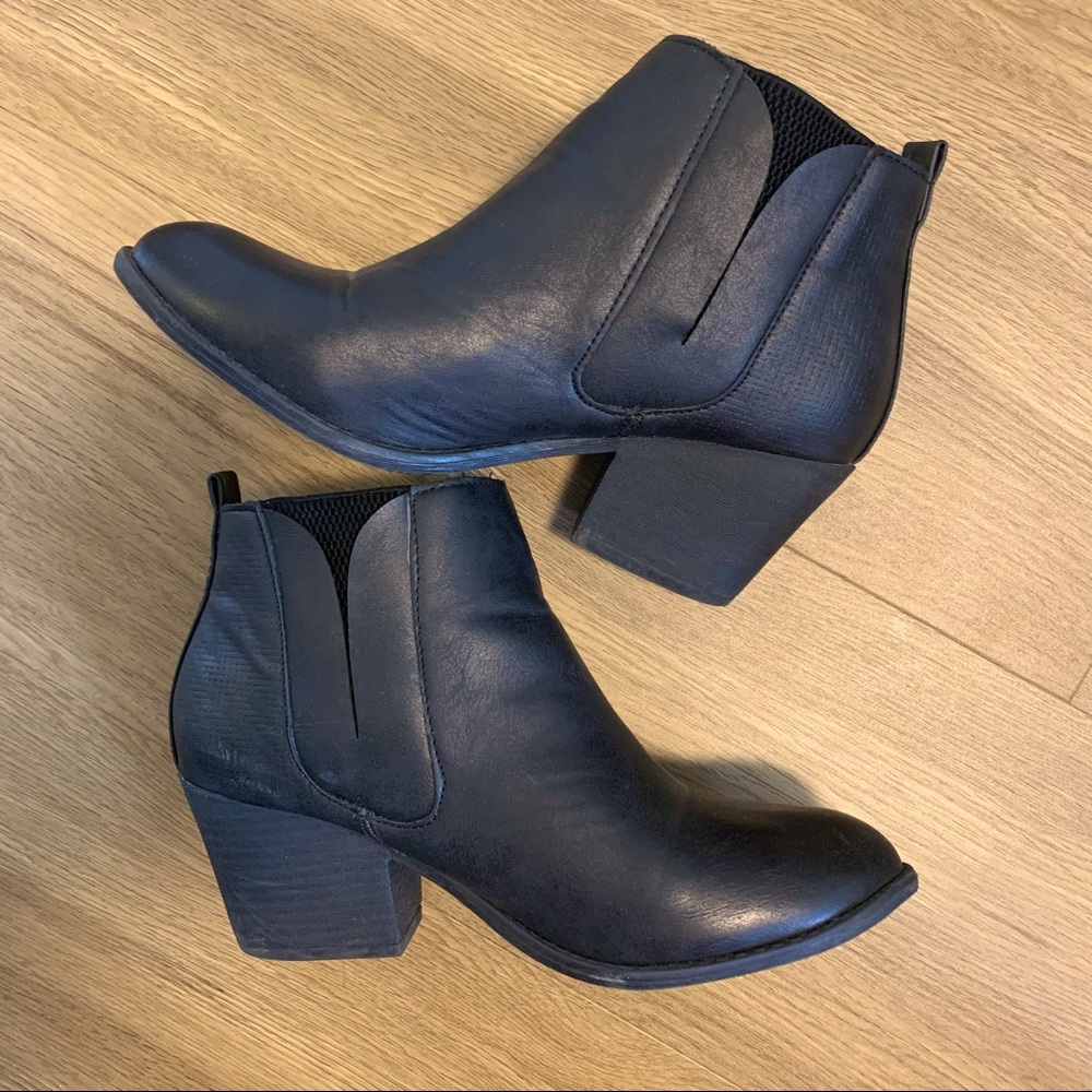 Fjord Size 37 heeled ankle boots